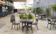 mesa negra exterior cuadrada sky siesta