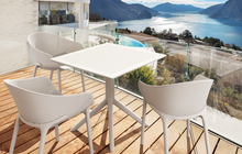 mesa blanca exterior cuadrada sky siesta